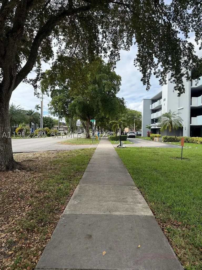 1301 NE 191st Street Miami FL 33179