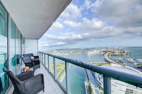 888 Biscayne Boulevard Miami FL 33132