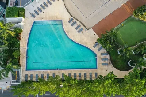 888 Biscayne Boulevard Miami FL 33132