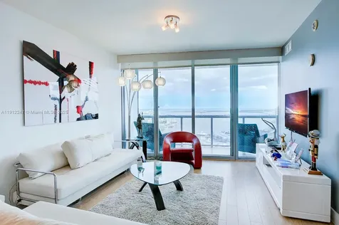 888 Biscayne Boulevard Miami FL 33132