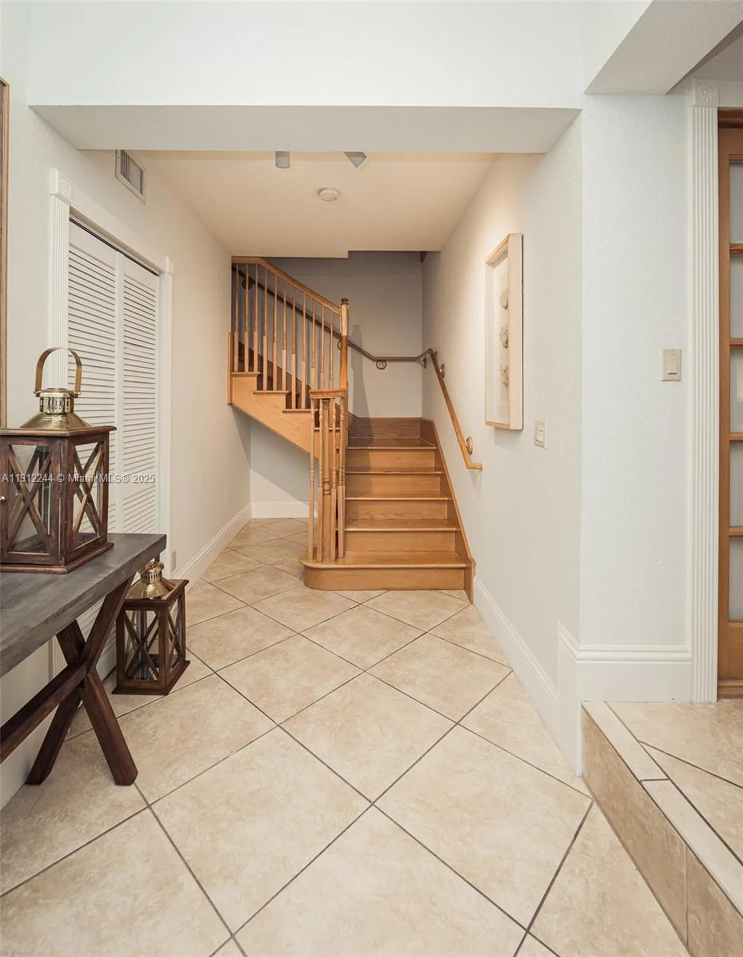 302 Balboa Street Hollywood FL 33019