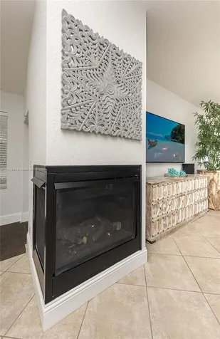 302 Balboa Street Hollywood FL 33019