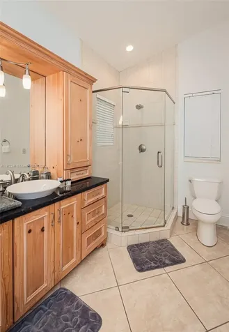 302 Balboa Street Hollywood FL 33019