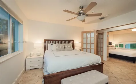 302 Balboa Street Hollywood FL 33019
