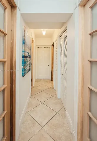 302 Balboa Street Hollywood FL 33019