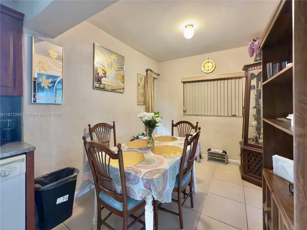 6137 Garfield Street Hollywood FL 33024