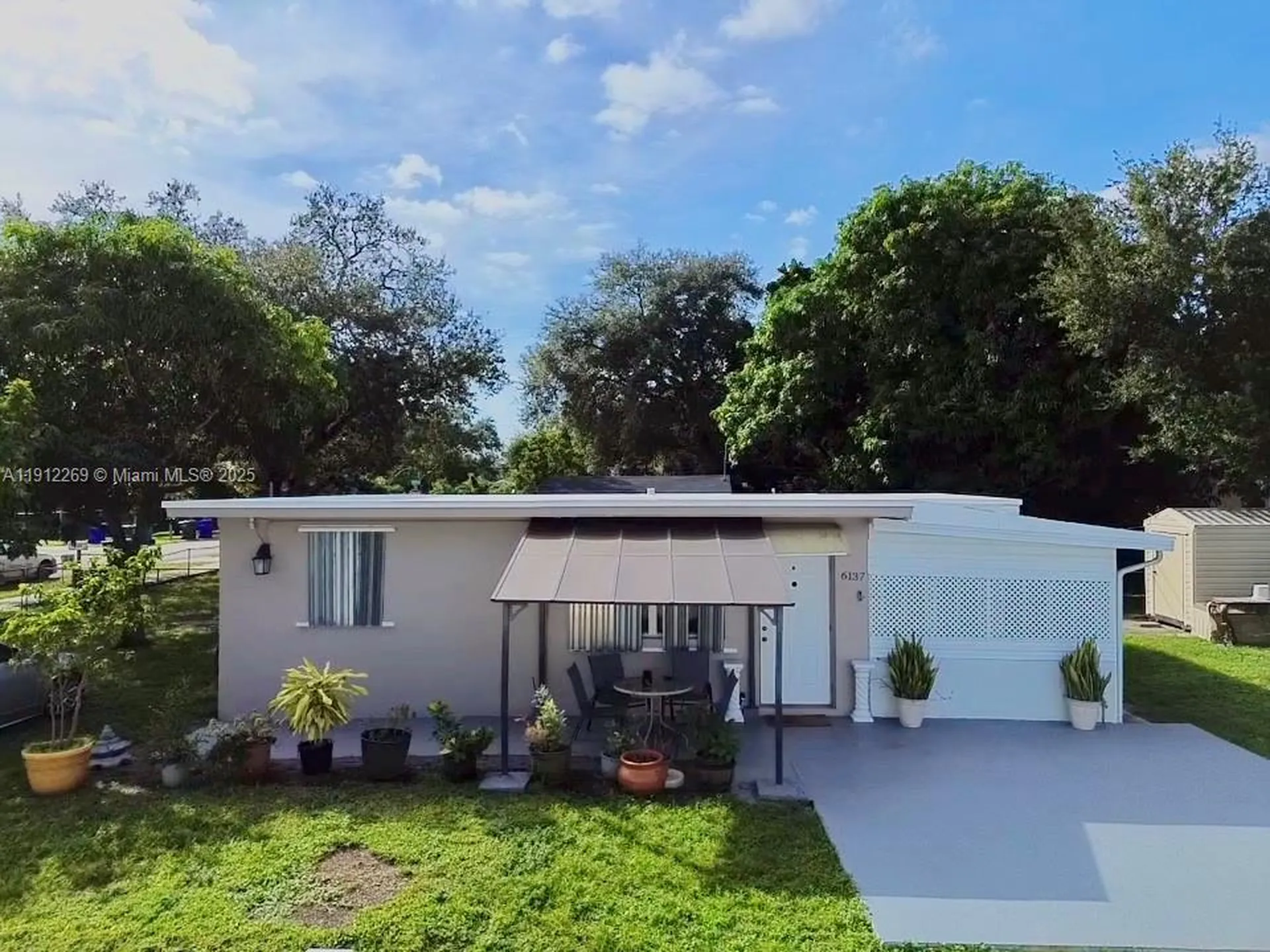 6137 Garfield Street Hollywood FL 33024