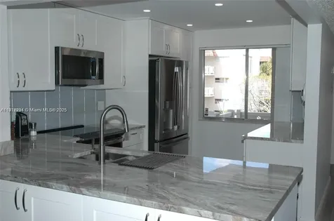 3571 Inverrary Drive Lauderhill FL 33319