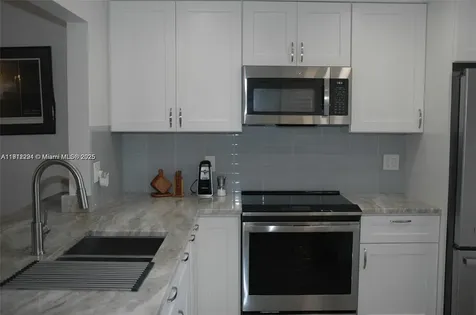 3571 Inverrary Drive Lauderhill FL 33319