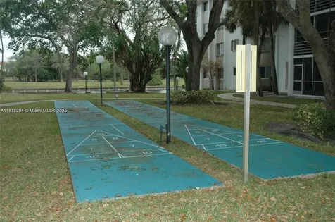 3571 Inverrary Drive Lauderhill FL 33319