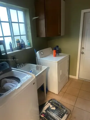 8835 NE 9th Court Miami FL 33138