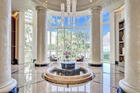 3000 Island Boulevard Aventura FL 33160