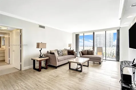 3000 Island Boulevard Aventura FL 33160