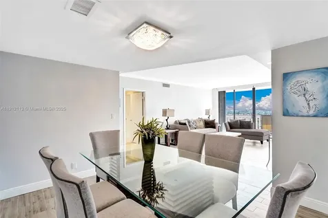 3000 Island Boulevard Aventura FL 33160