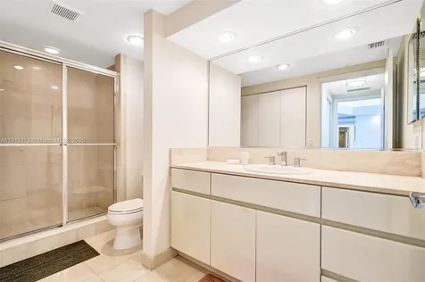 3000 Island Boulevard Aventura FL 33160