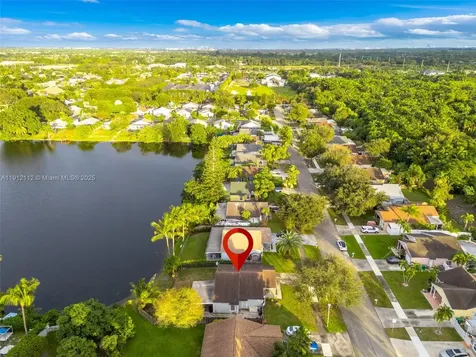 12911 SW 17th Place Davie FL 33325