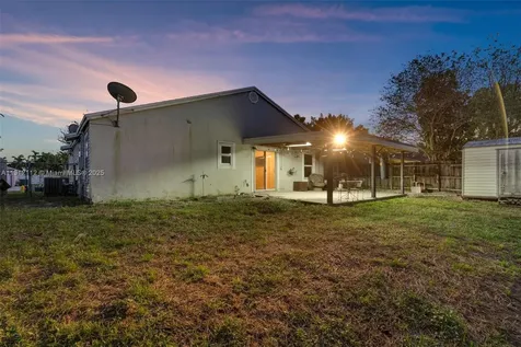 12911 SW 17th Place Davie FL 33325
