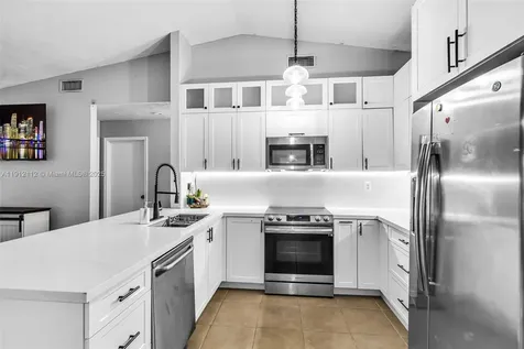 12911 SW 17th Place Davie FL 33325