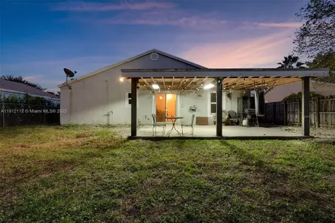 12911 SW 17th Place Davie FL 33325