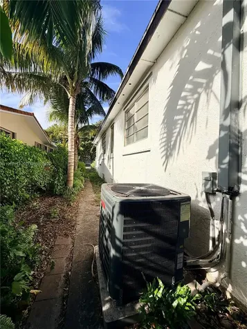 445 SW 24th Road Miami FL 33129