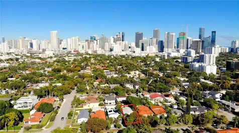 445 SW 24th Road Miami FL 33129