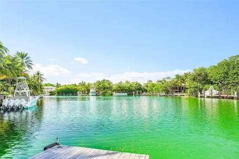 550 Harbor Drive Key Biscayne FL 33149