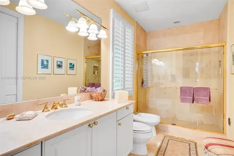 550 Harbor Drive Key Biscayne FL 33149
