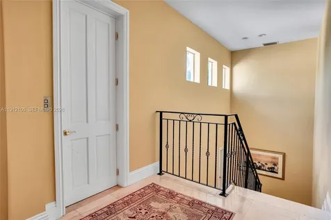 550 Harbor Drive Key Biscayne FL 33149
