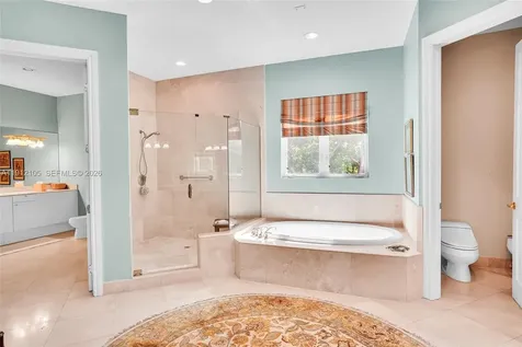 550 Harbor Drive Key Biscayne FL 33149