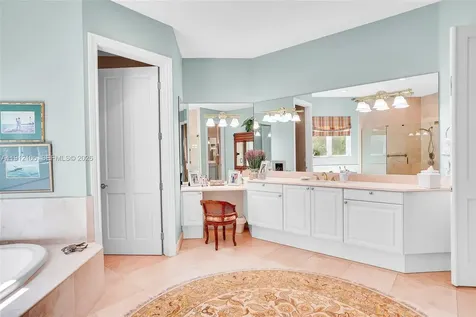 550 Harbor Drive Key Biscayne FL 33149