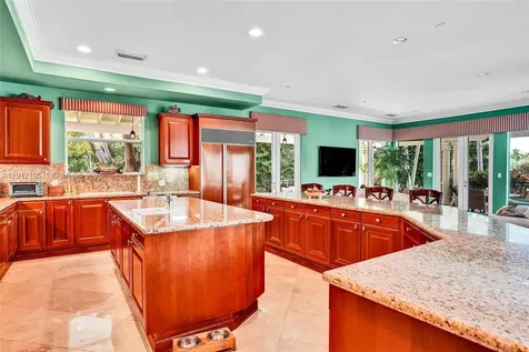 550 Harbor Drive Key Biscayne FL 33149