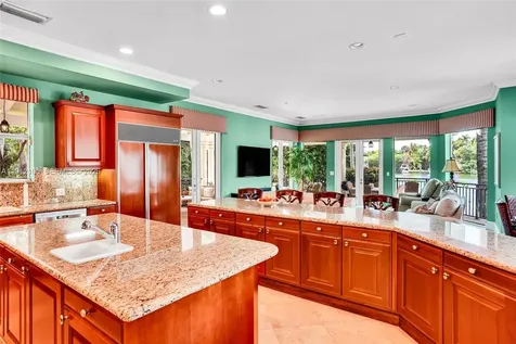 550 Harbor Drive Key Biscayne FL 33149