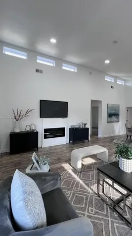236 NW 6 Avenue Homestead FL 33030