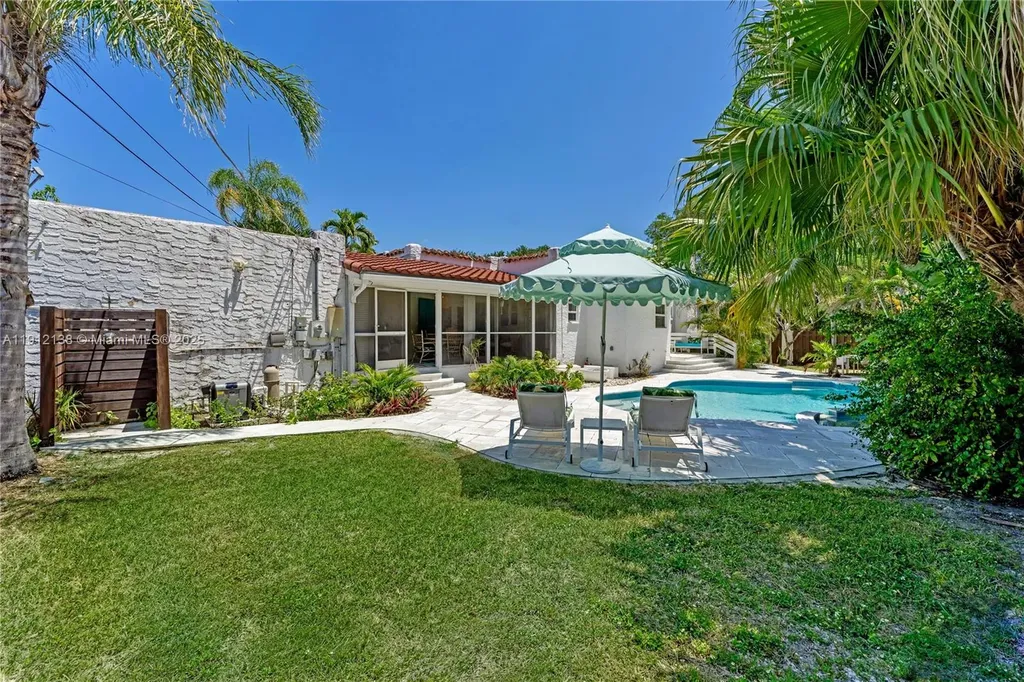 1601 Washington Street Hollywood FL 33020