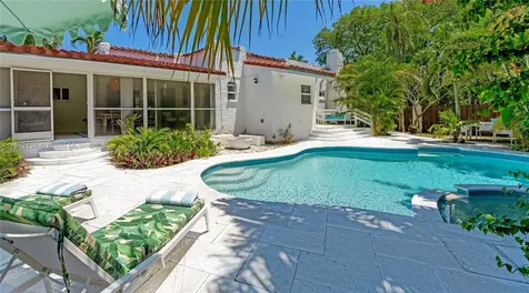 1601 Washington Street Hollywood FL 33020