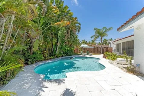 1601 Washington Street Hollywood FL 33020