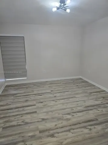 4721 NW 7th Street Miami FL 33126