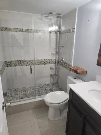 4721 NW 7th Street Miami FL 33126