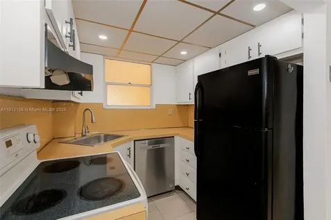 1975 NE 135th Street North Miami FL 33181