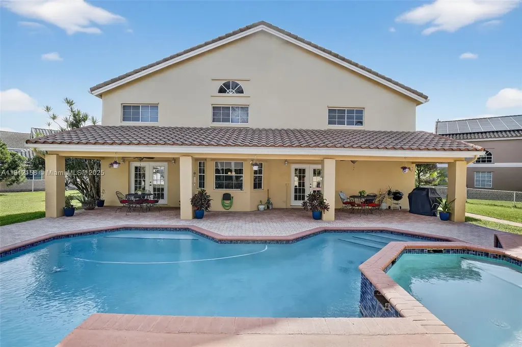 955 NW 197th Terrace Pembroke Pines FL 33029