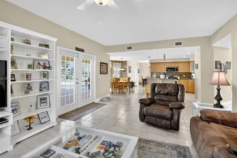 955 NW 197th Terrace Pembroke Pines FL 33029