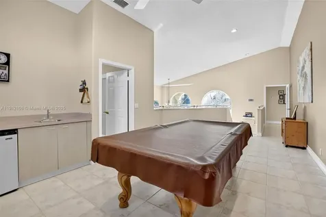 955 NW 197th Terrace Pembroke Pines FL 33029