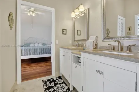 955 NW 197th Terrace Pembroke Pines FL 33029