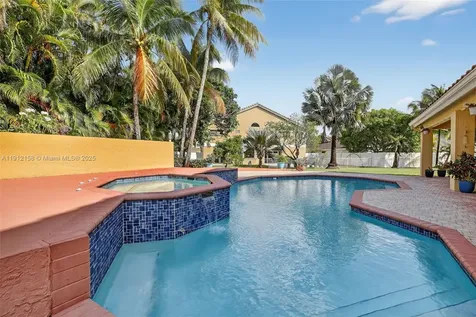 955 NW 197th Terrace Pembroke Pines FL 33029