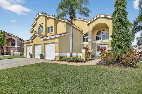 955 NW 197th Terrace Pembroke Pines FL 33029