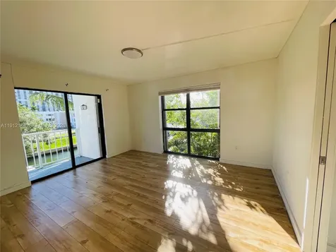 1650 NE 115th Street Miami FL 33181