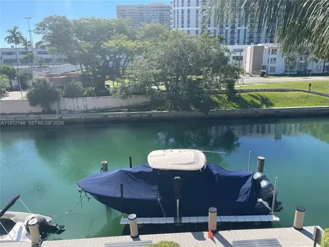 1650 NE 115th Street Miami FL 33181