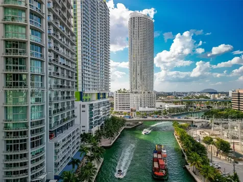690 SW 1st Court Miami FL 33130