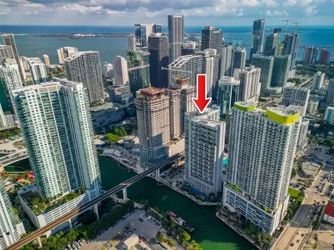 690 SW 1st Court Miami FL 33130