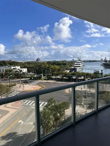 888 Biscayne Boulevard Miami FL 33132